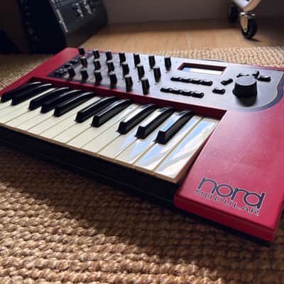 Nord Modular 25-Key Virtual Synthesizer 1997 - 2003 - Red Bild 2