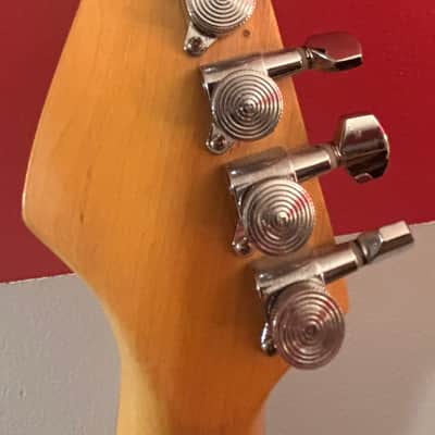 Squier Stratocaster  1995 - Sunburst-Made in Korea image 7