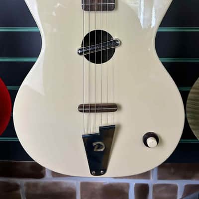 Danelectro Convertible Reissue White Hollow Body Electric Guitar image 4