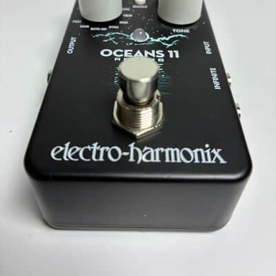 Electro-Harmonix Oceans 11 Reverb - Excellent Condition with Box image 2