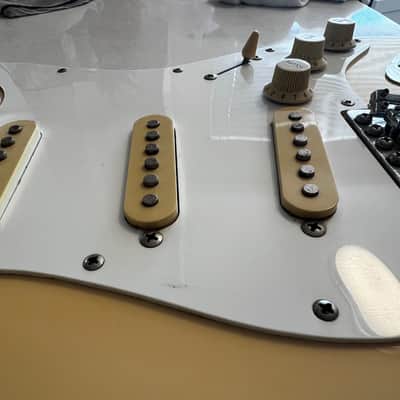 Fender Squire loaded body 1980’s - Olympic white image 2