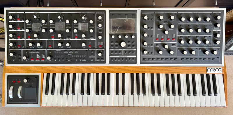 Moog One 16-Voice: NOS, Boxed image 1