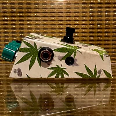 Beetronics Nectar Tone Sweetener Overdrive / Fuzz Leaf Custom 1 of 1! image 4