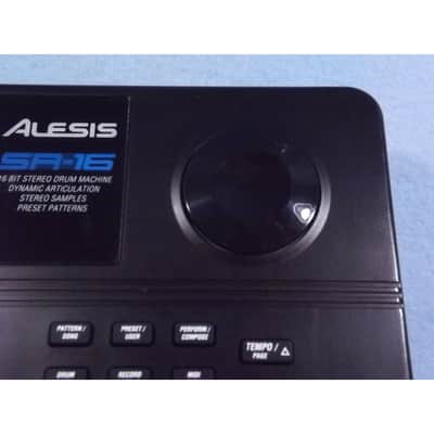 Alesis SR-16 Drum Machine (16 BIT) image 4