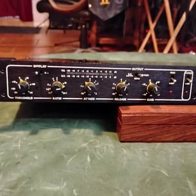 Drawmer DL221 Dual Compressor Limiter 1990s - Black image 3