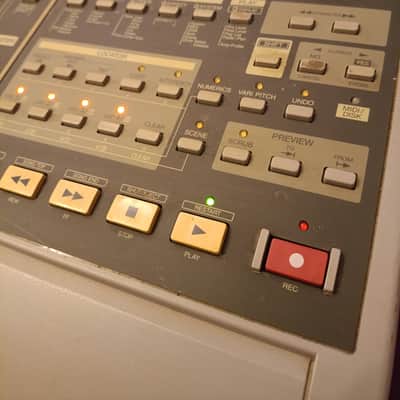 Roland VS-880 Digital Multitrack Recorder image 2