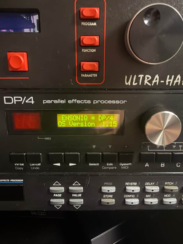 Ensoniq DP/4 Parallel Effects Processor 1993 - Black image 1