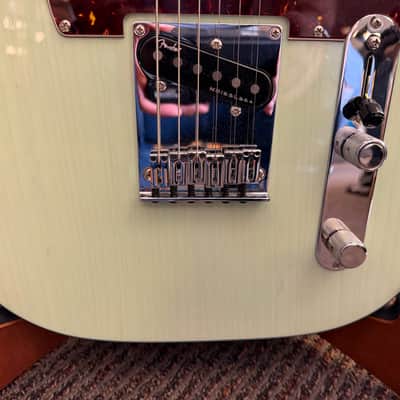 Fender AMERICAN ULTRA LUXE TELECASTER® 2024 - Transparent Surf Green image 6