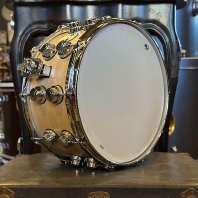 NEW DW Collectors Series 7x14 VLT Maple Snare Drum in Satin Natural Oil & Chrome HW w/ Double Row Lugs image 4