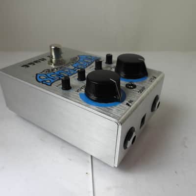 Way Huge Echo Puss Delay Effects Pedal Free USA Shipping image 3