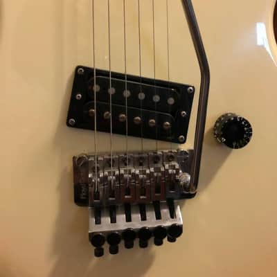 Kramer MIJ Focus 1000 1983 Cream/Aged White image 7