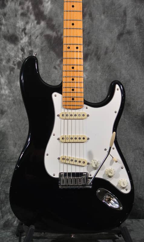 Fender American Standard Stratocaster Vintage 1987 E4 Black w Original Hardshell Case & FAST Same Day Shipping