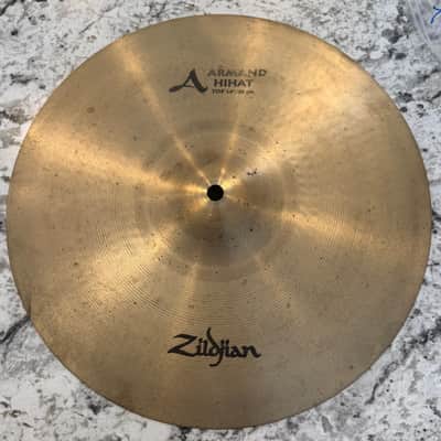 Zildjian 14" A Series Armand Hi-Hat Cymbals (Pair) 2007 - 2013 - Traditional image 3