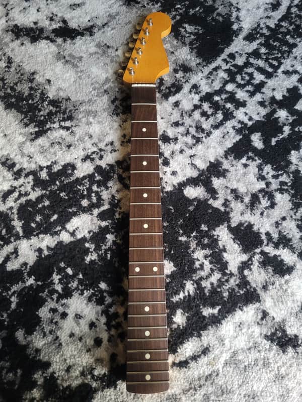 Musikraft stratocaster - nitro image 1