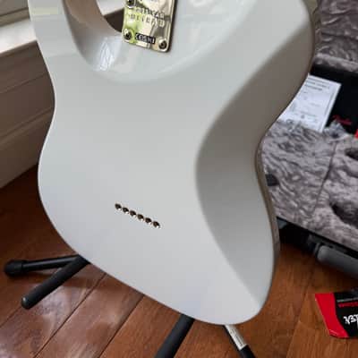 2026 Fender American Ultra II Telecaster Maple - Avalanche White image 11