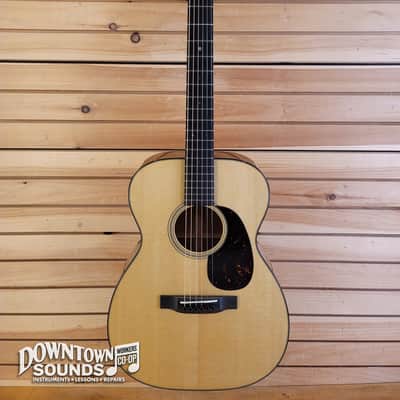 Martin 00-18 Grand Concert Acoustic Guitar with Martin Hard Case (2025) image 2