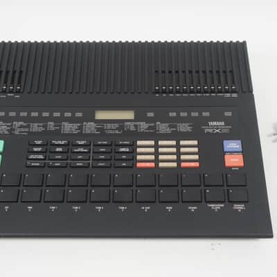 YAMAHA RX5 Digital Rhythm Programmer Drum Machine w/ 100-240V PSU