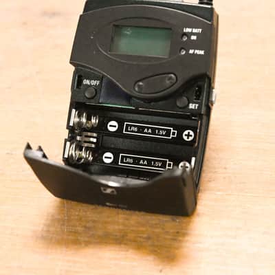 Sennheiser SK 100 G4 Wireless Bodypack Transmitter A Range: 516-558 MHz CG0101V image 4