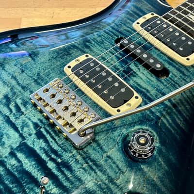PRS Modern Eagle V 2024 - Cobalt Smokeburst + Case image 2