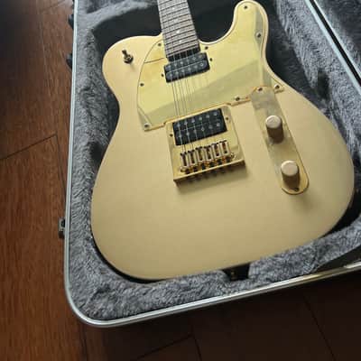 VIDEO! Squier John 5 Signature J5 Telecaster - (US customers, tax included in shipping cost) Frost Gold with hard case image 3