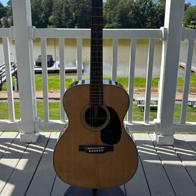 Martin 000-28 Short Scale Modern Deluxe Sitka Spruce / Rosewood OM 2019 - Present - Natural image 2