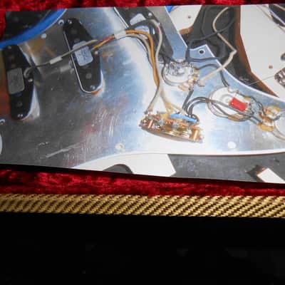Fender Jimmie Vaughan Artist Series Stratocaster 1996-2021 with Texas Specials and G&G Fender tweed case - Olympic White image 15