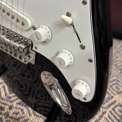 Fender Stratocaster MIM 1992 - Black w/Fender HSC image 3