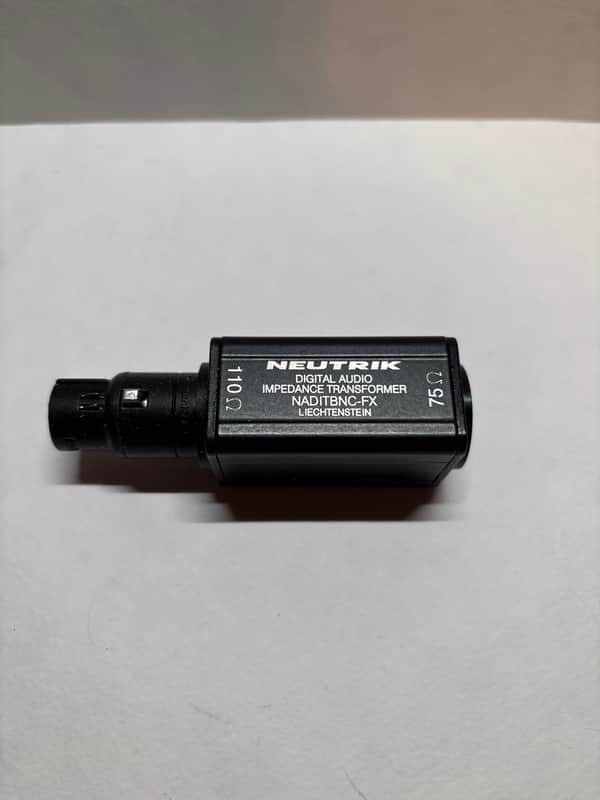 Redco Redco Neutrik NADITBNC-FX Female XLR