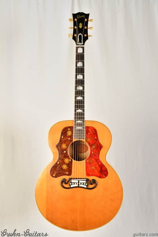 Gibson SJ-200