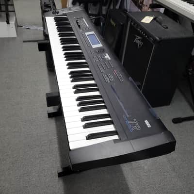 Korg Triton TR 76-Key Workstation with SKB Case - Black image 3