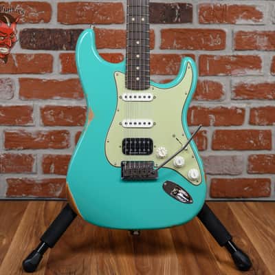 Fender Custom Shop Custom Deluxe Stratocaster | Reverb
