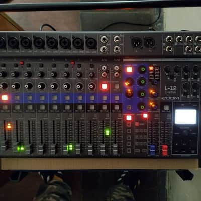 Zoom LiveTrak L-12 Digital Mixer / Recorder / USB Audio Interface image 7