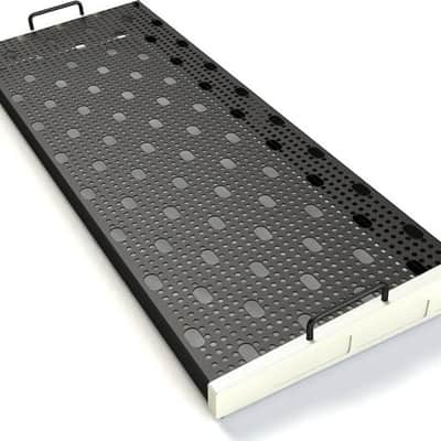 Temple Audio DUO 34 Pedalboard, 34" x 12.5", Vintage White image 2