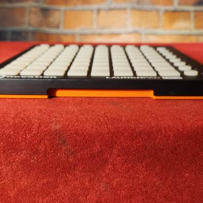 Novation 2018 Launchpad Mini MKII Pad Controller image 2