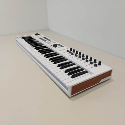 Arturia KeyLab Essential 61 MIDI Controller 2017 - Present - White Bild 3
