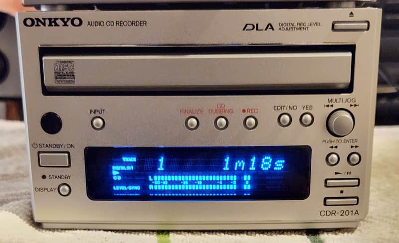 Onkyo Onkyo R-801A Stereo AM-FM Tuner Amplifier and CD recorder