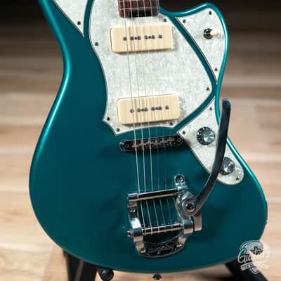 Veritas Riverton Bigsby Guitar w/ PoleCats P-90s & RW Fretboard –Ocean Turquoise image 3