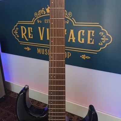 Washburn x series - black image 2