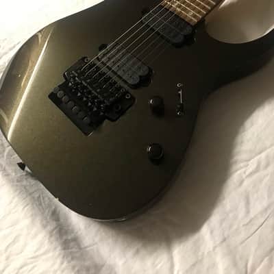 Ibanez RG 7420 BP Black Pearl 2001 MIJ Japan 7-String Electric Guitar image 2