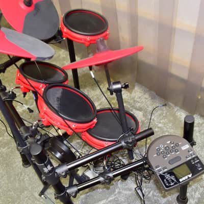 Alesis Nitro DM7 8-Piece Electronic Drum Set image 3