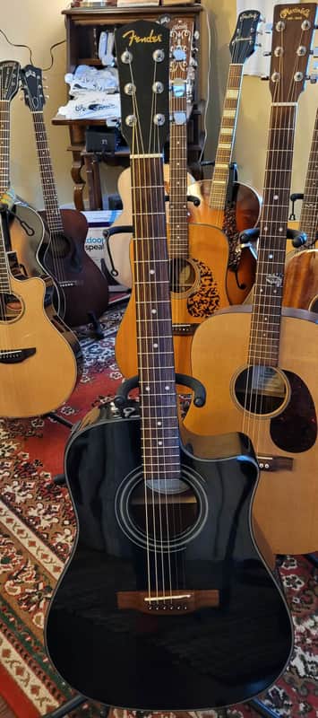Fender Classic Design Series CD-110ce Dreadnought Cutaway Acoustic