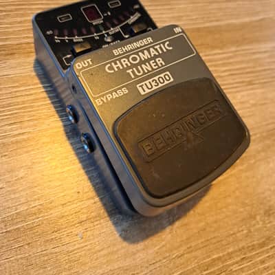 Behringer TU300 Chromatic Tuner 2010s - Standard image 2