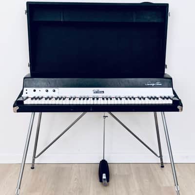Fender Rhodes Stage Mark I 73-Key Electric Piano (1971) Awesome condition in hard case image 2