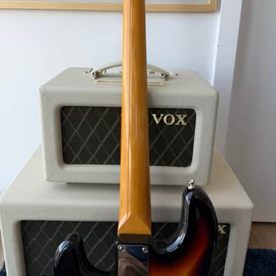 Fender Hama Okamoto Signature Precision Bass 2017 - Present 3-Color Sunburst image 7