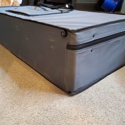 CUSTOM-BUILT KEYBOARD/SYNTHESIZER TRAVEL CARRYING CASE/BAG image 6