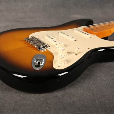 Fender Eric Johnson Stratocaster - 2-Tone Sunburst - 2nd Hand image 13