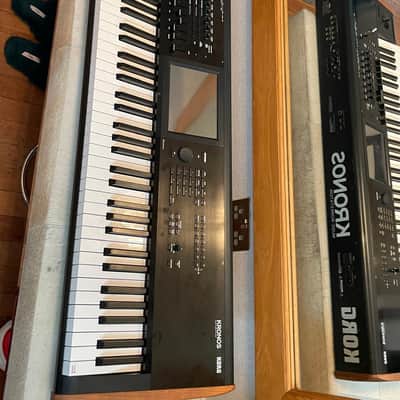 Korg KRONOS 2 73-Key Digital Synthesizer Workstation  - Black/Wood