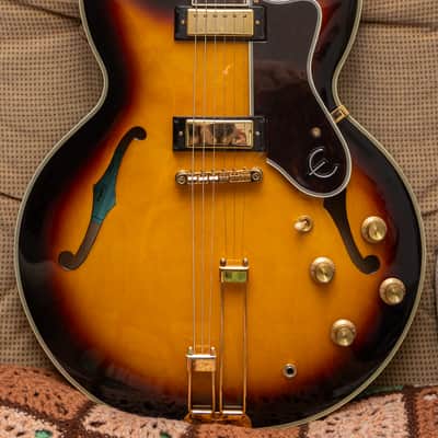 Epiphone Sheraton Frequensator with Laurel Fretboard 2023 - Present - Vintage Sunburst image 2