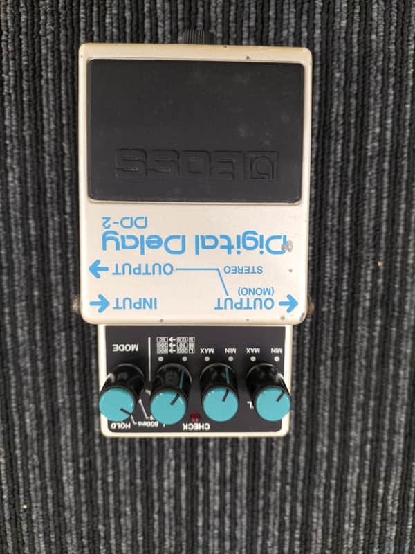 Boss DD-2