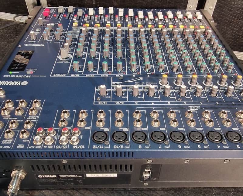 Yamaha MG166CX 16 Channel Mixer 2010s - Blue image 1